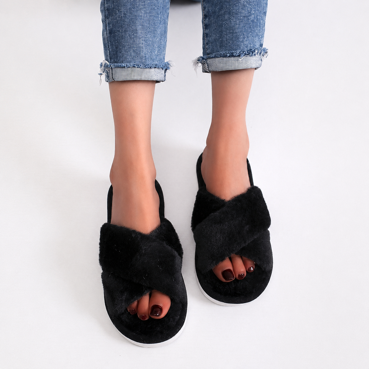 Criss Cross With Fluffy Indoor Comfy Slippers