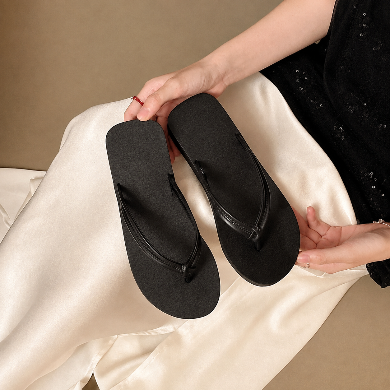 Casual Flat Metal Square Buckle Flip Flops For Women