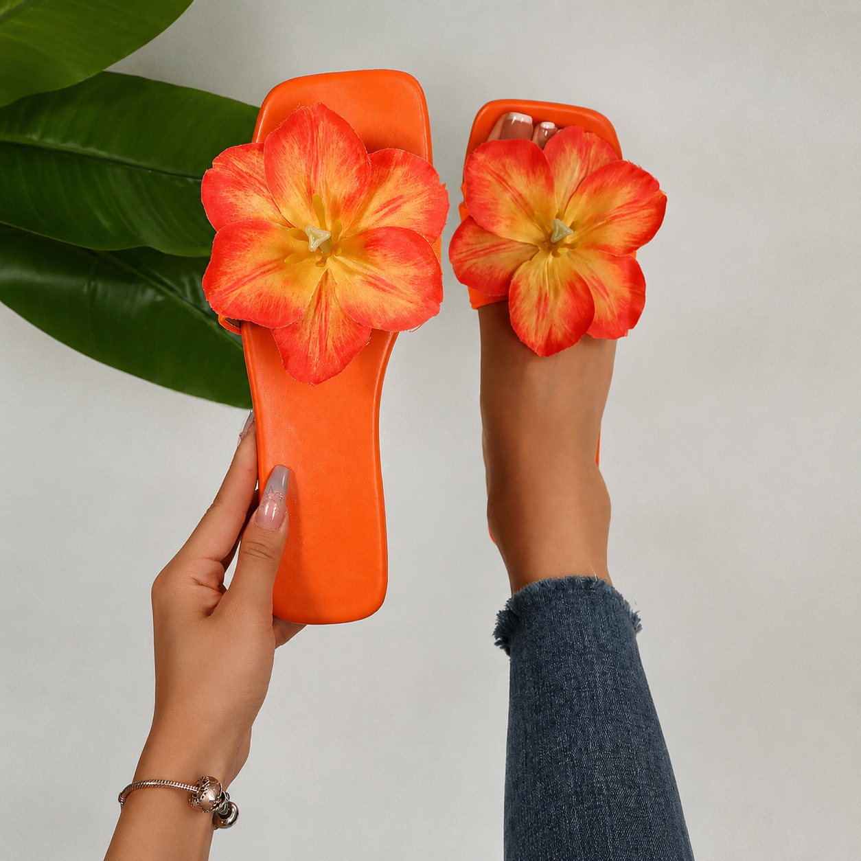 Floral Decor Strap Flat Sandals For Summer