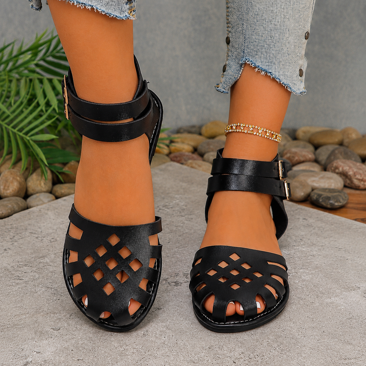 Floral Cutout Braided Strap Casual Flat Sandals
