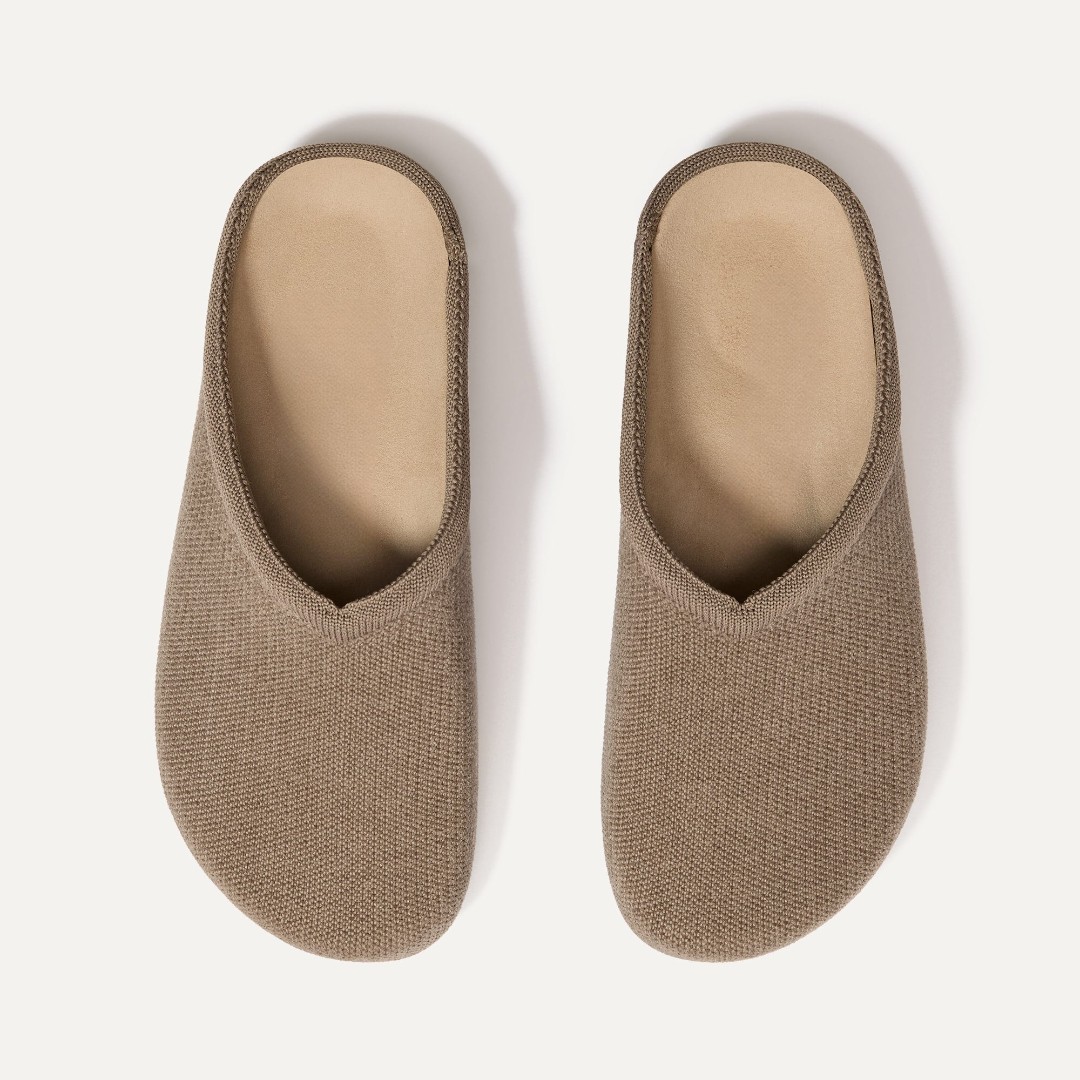 Lightweight Sustainable Slip On Comfort Clogs For Women