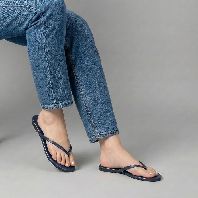 Lightweight Flip Flops Casual Flat Thong Sandals For Women