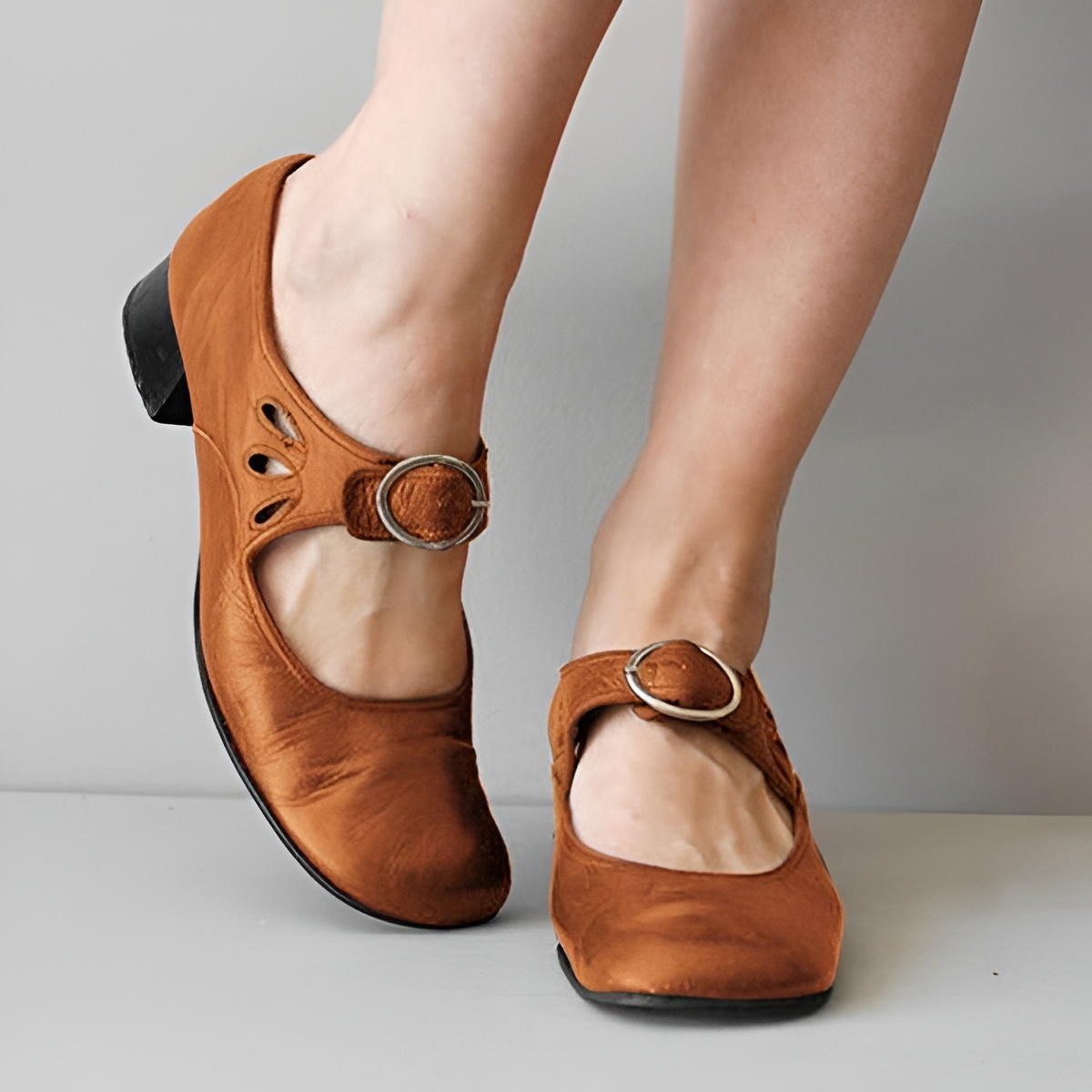 Vintage Buckle Sandals With Adjustable Strap And Rubber Outsole