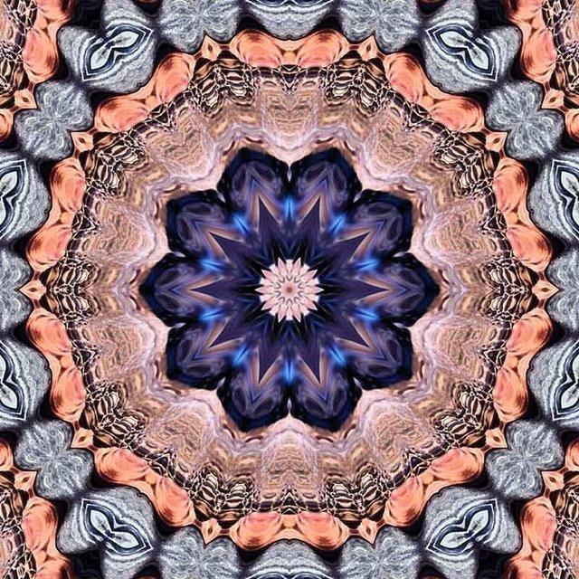 Army Green Religion Mandala 5D DIY Paint By Diamond Kit - Paint by Diamond