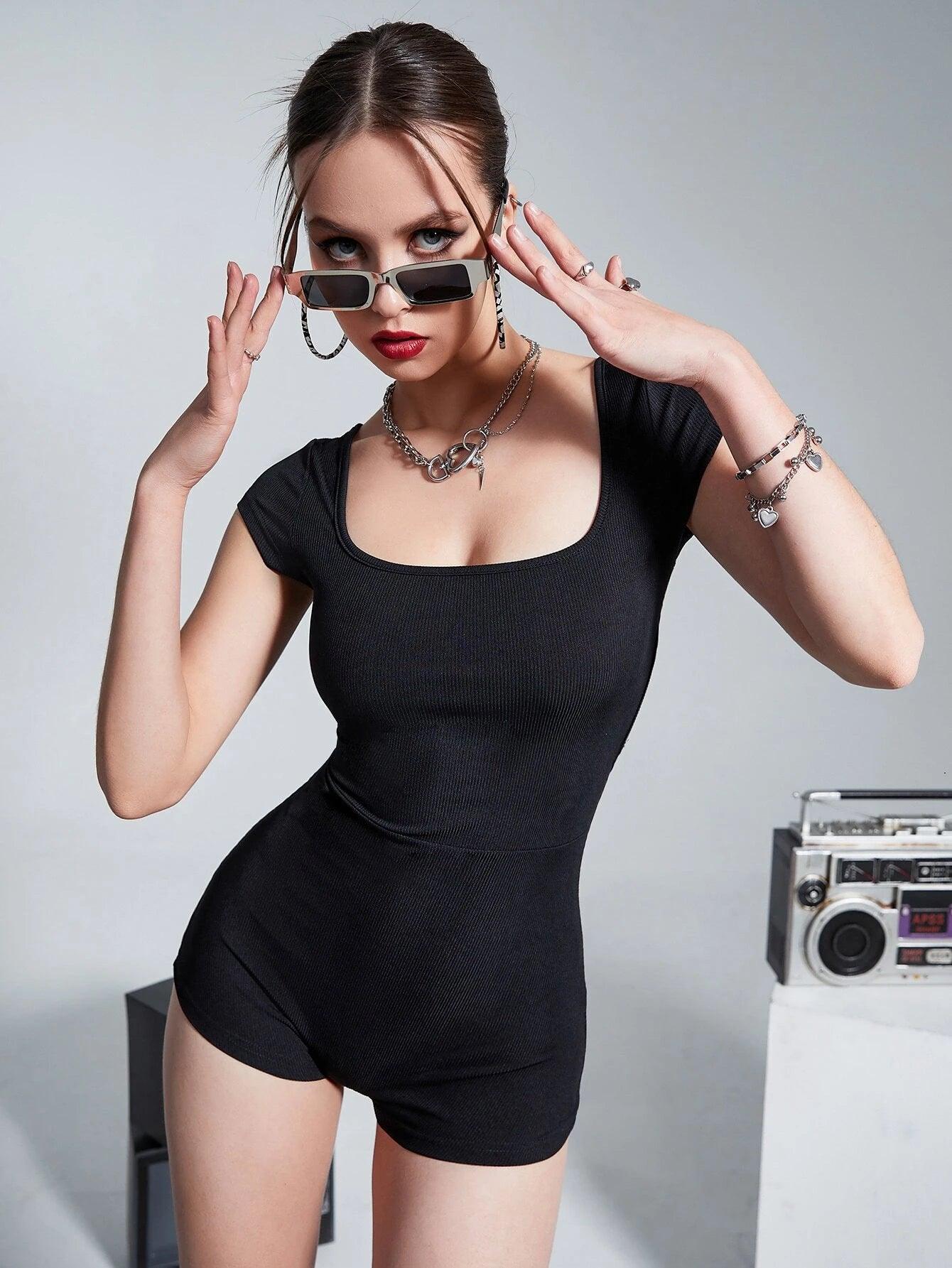 Scoop Neck Backless Romper-Comfy Jumpsuits