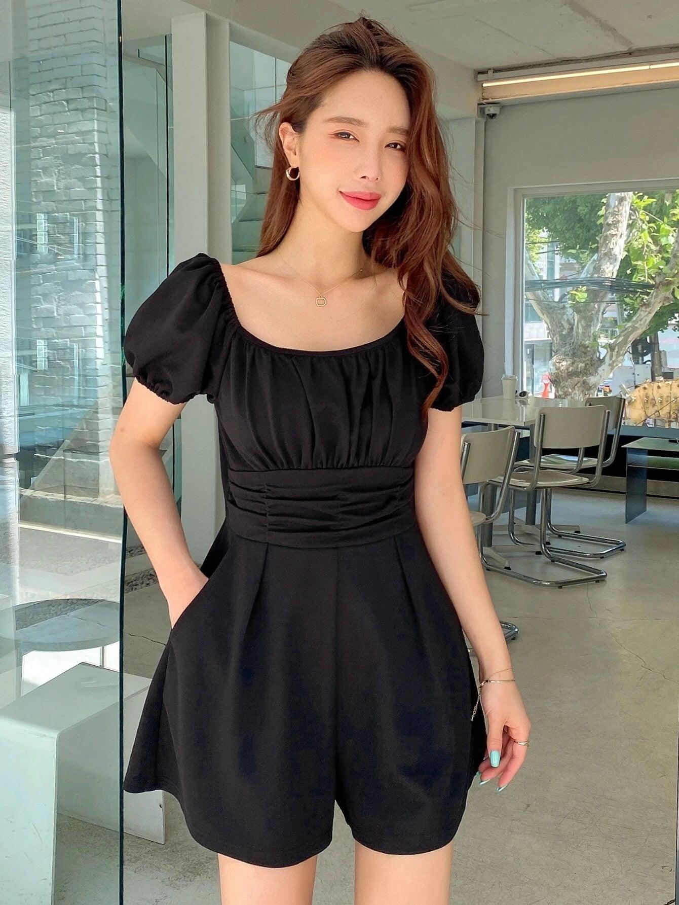 Plain Puff Sleeve Romper-Comfy Jumpsuits