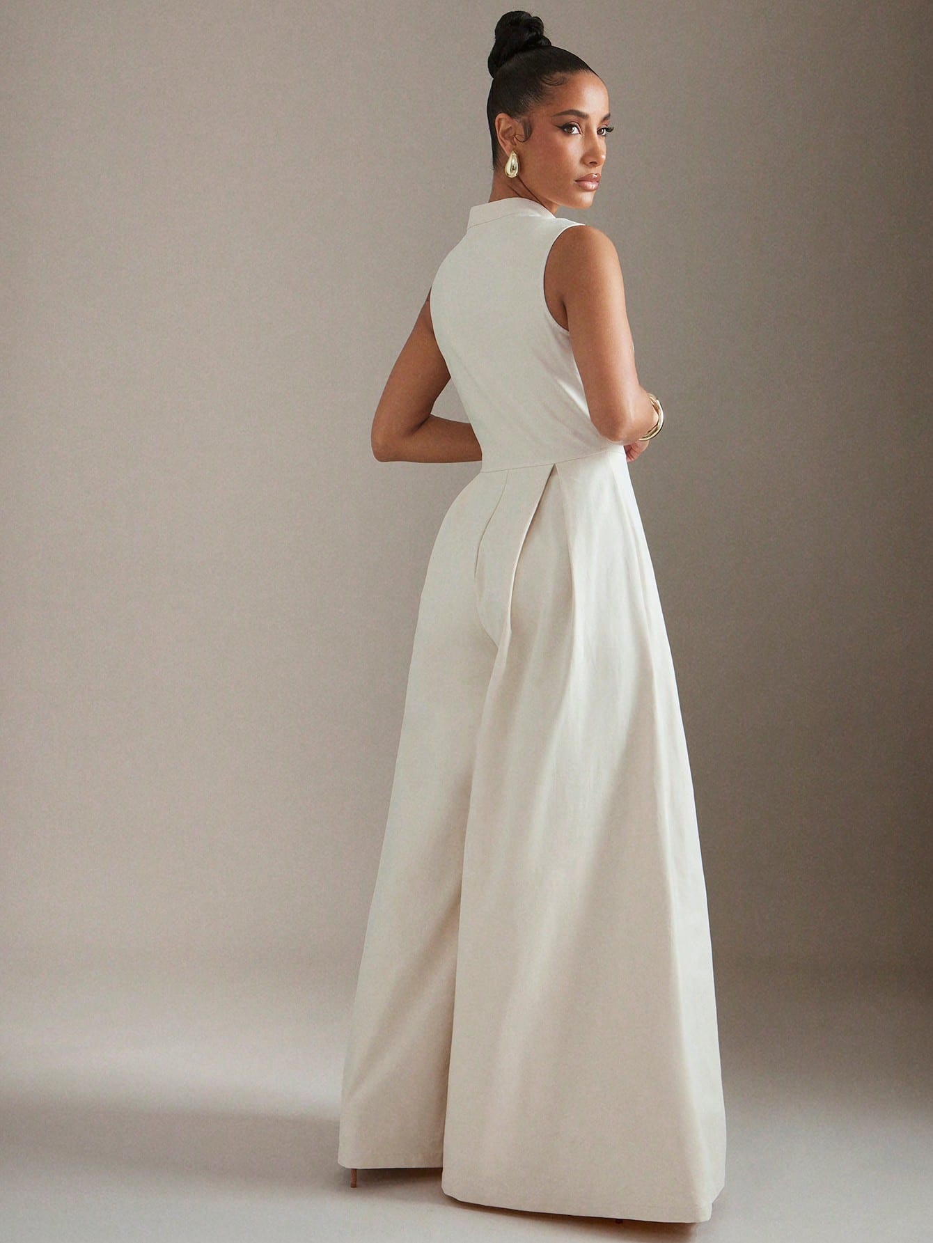 Hauture Extreme Wide Leg Zip Front Sleeveless Jumpsuit