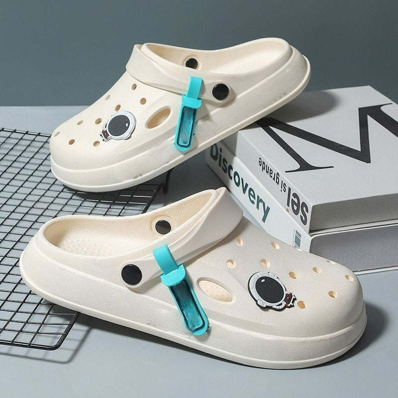 Elegant Cartoon Patterned Clogs