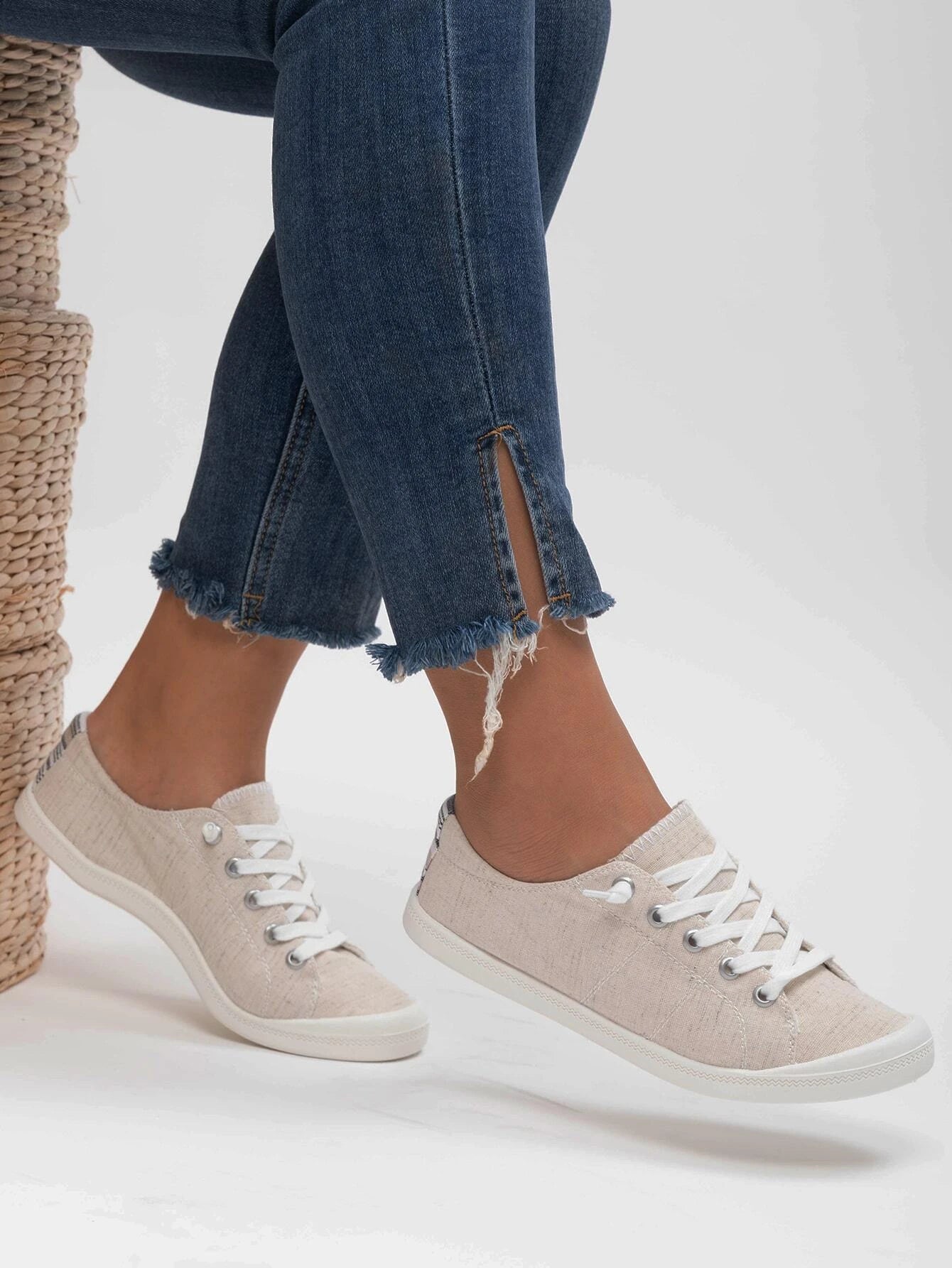 Front Lace Up Casual Canvas Shoes
