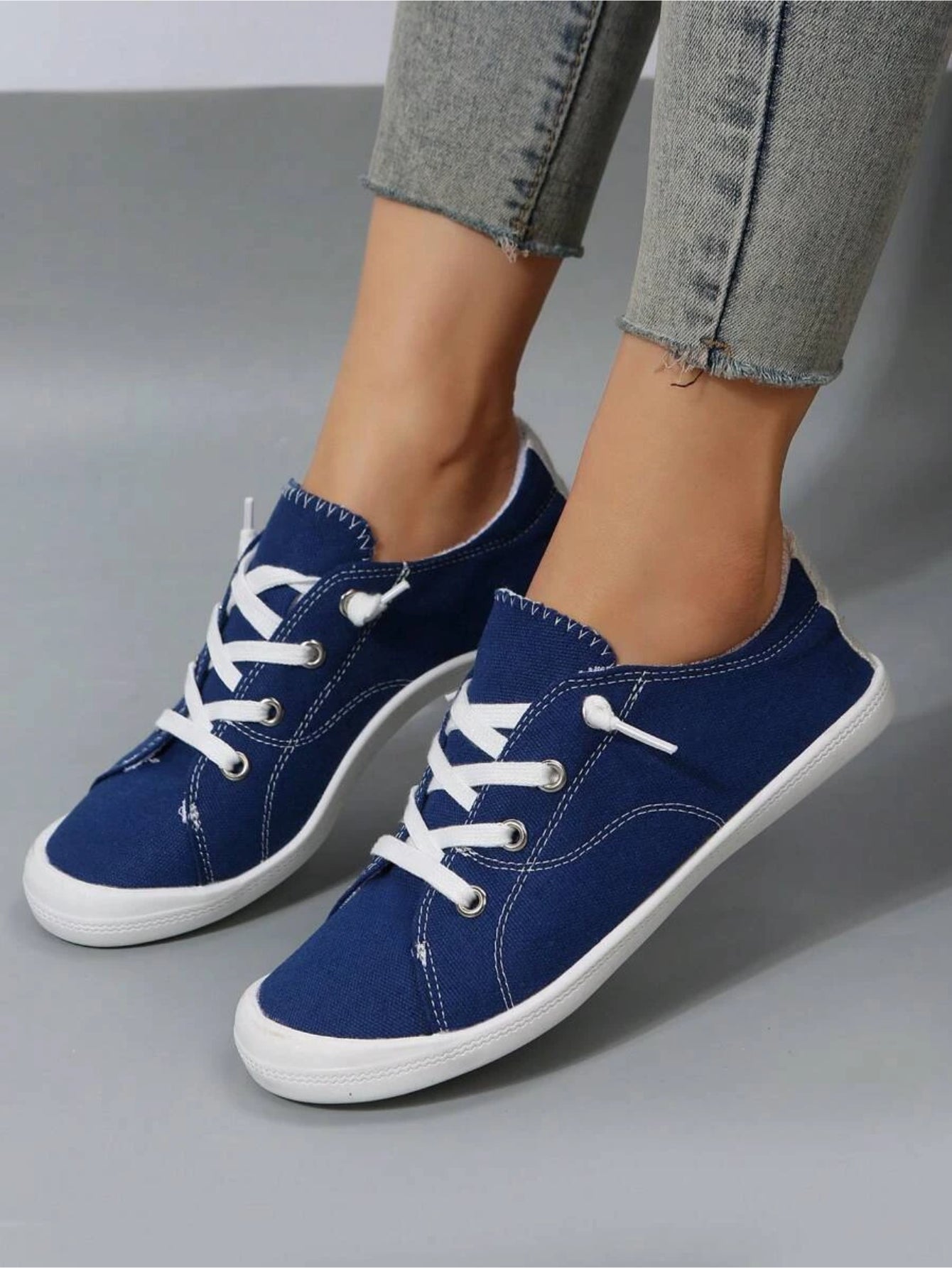 Front Lace Up Casual Canvas Shoes