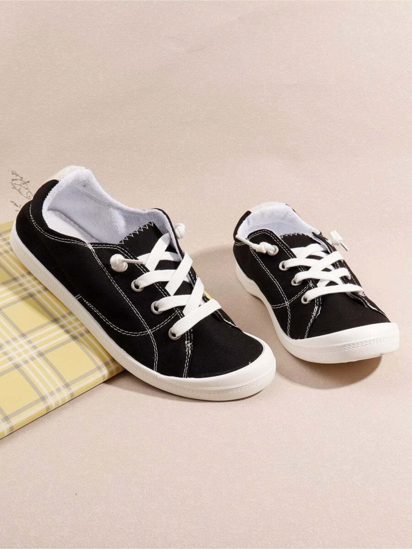 Front Lace Up Casual Canvas Shoes