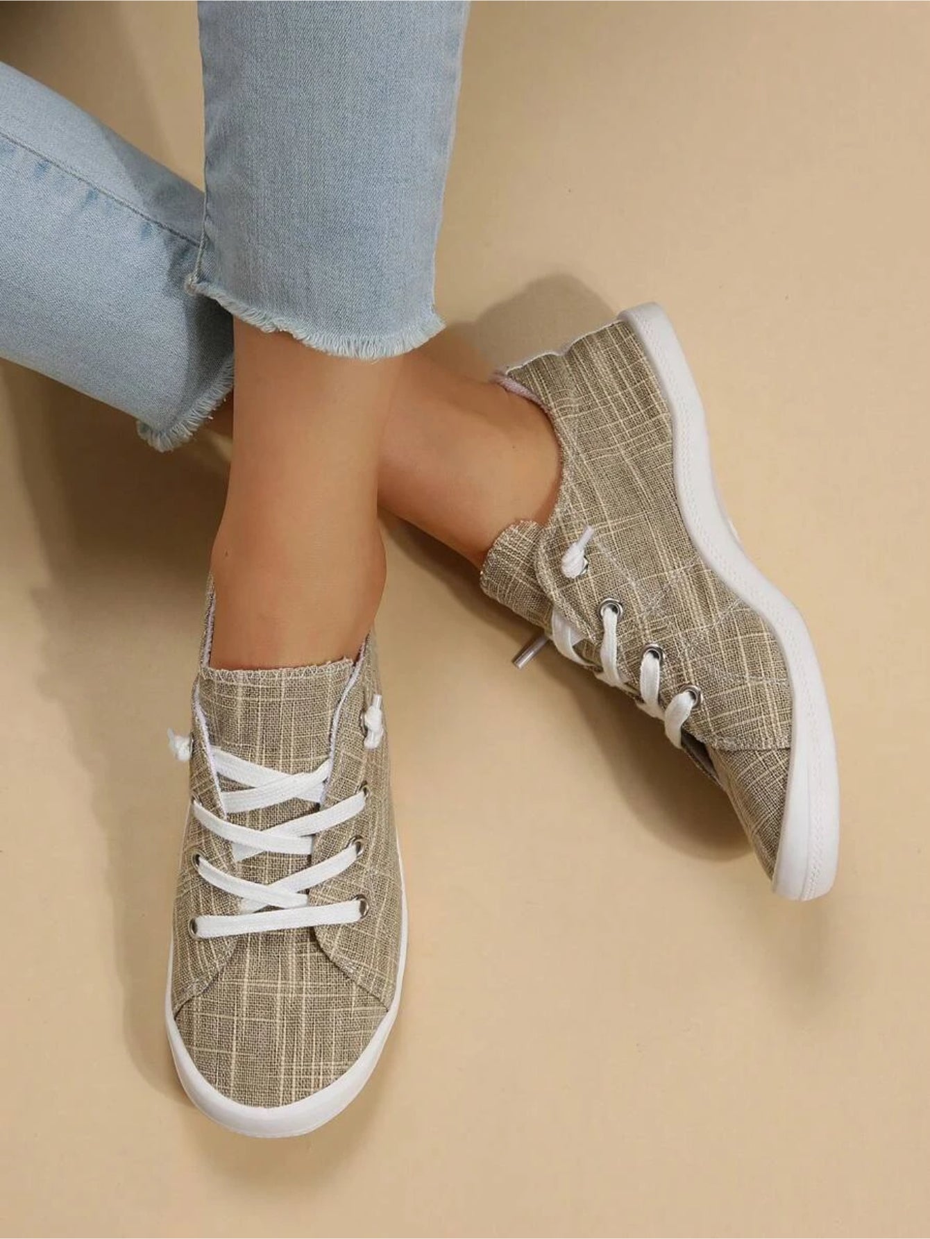 Front Lace Up Casual Canvas Shoes