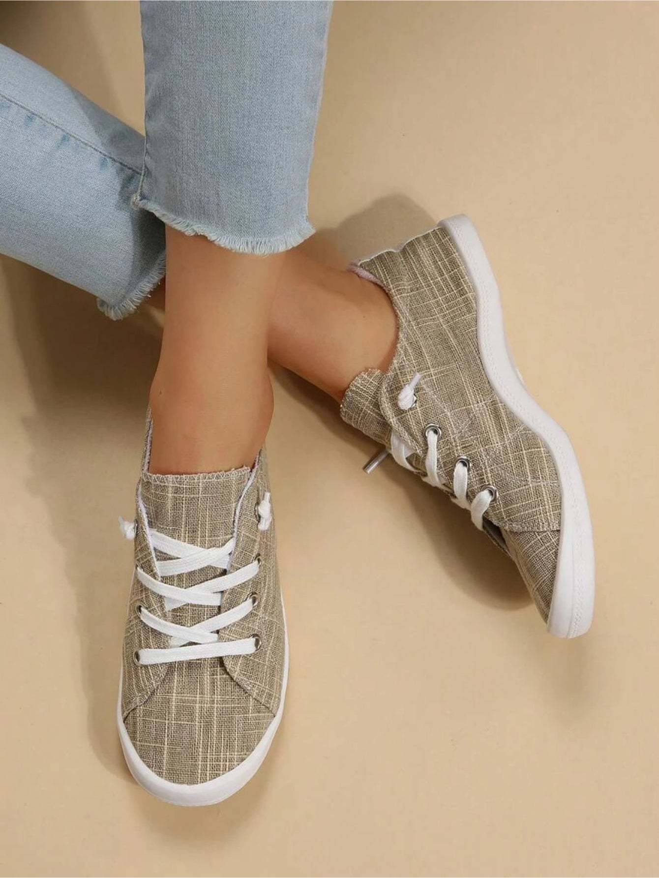 Front Lace Up Casual Canvas Shoes