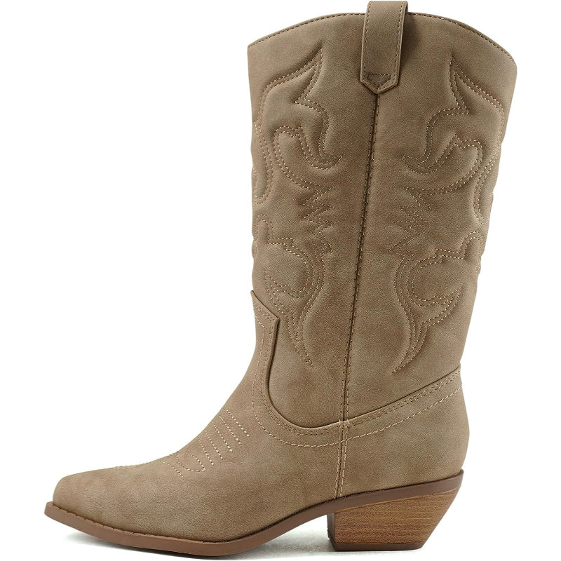 Elegant Pull On Pointed Boots