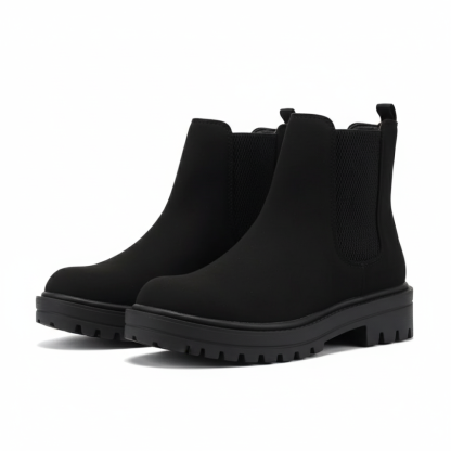 Lug Sole Chelsea Classic Boots