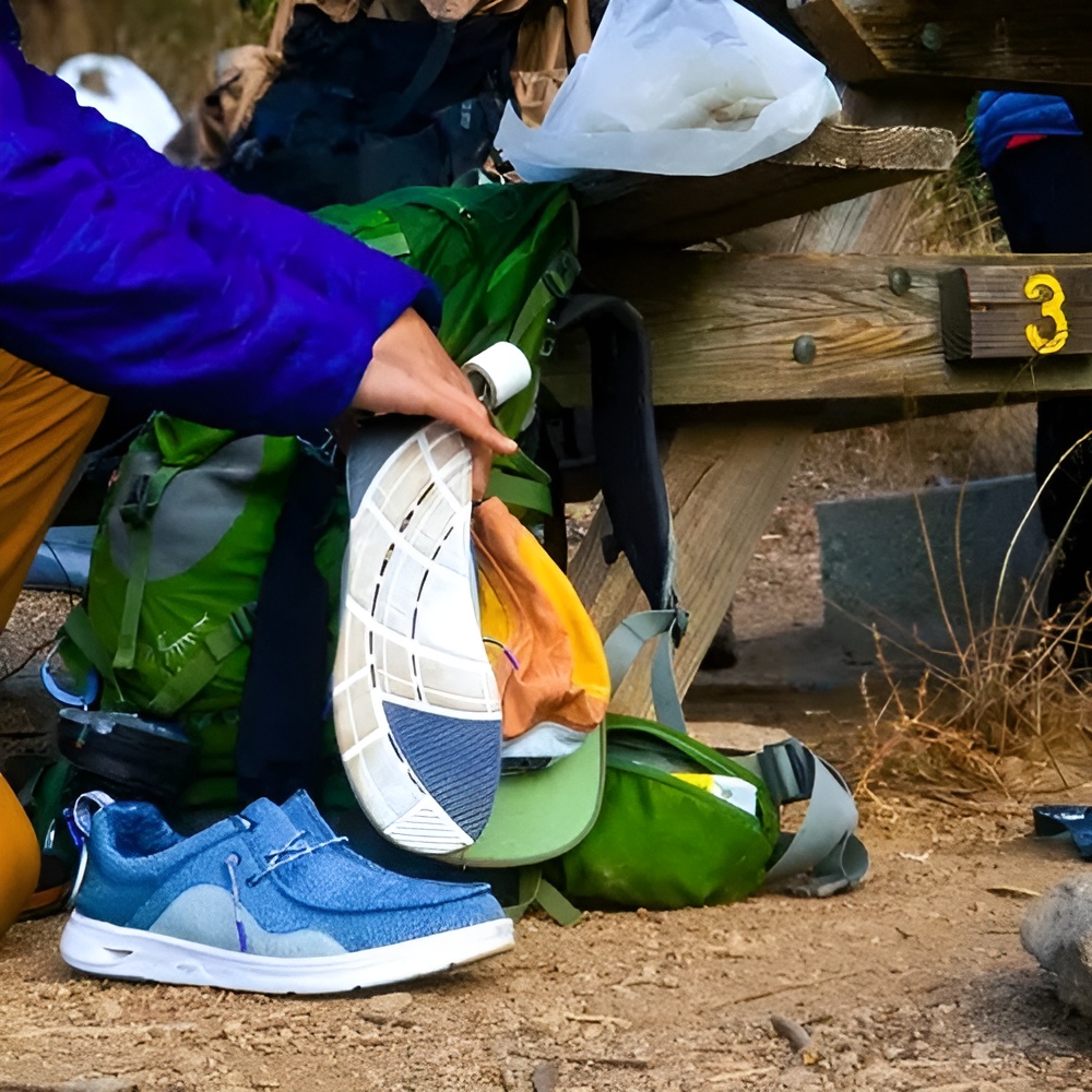 Mesh Comfortable Casual Slip On Water Shoes For Summer