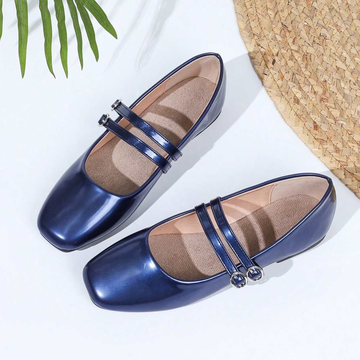 Vintage Mary Jane Inspired Flats With Double Strap For Women in Golden - Buckle Close-Up