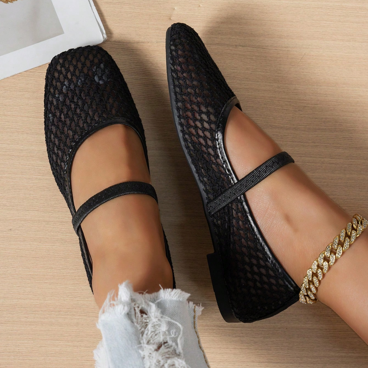 Mesh Lace Design Hollow Ballet Flats For Women in Black - Front View