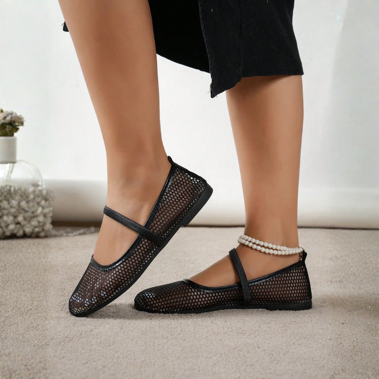  Women Hollow Mesh Flat Shoes 