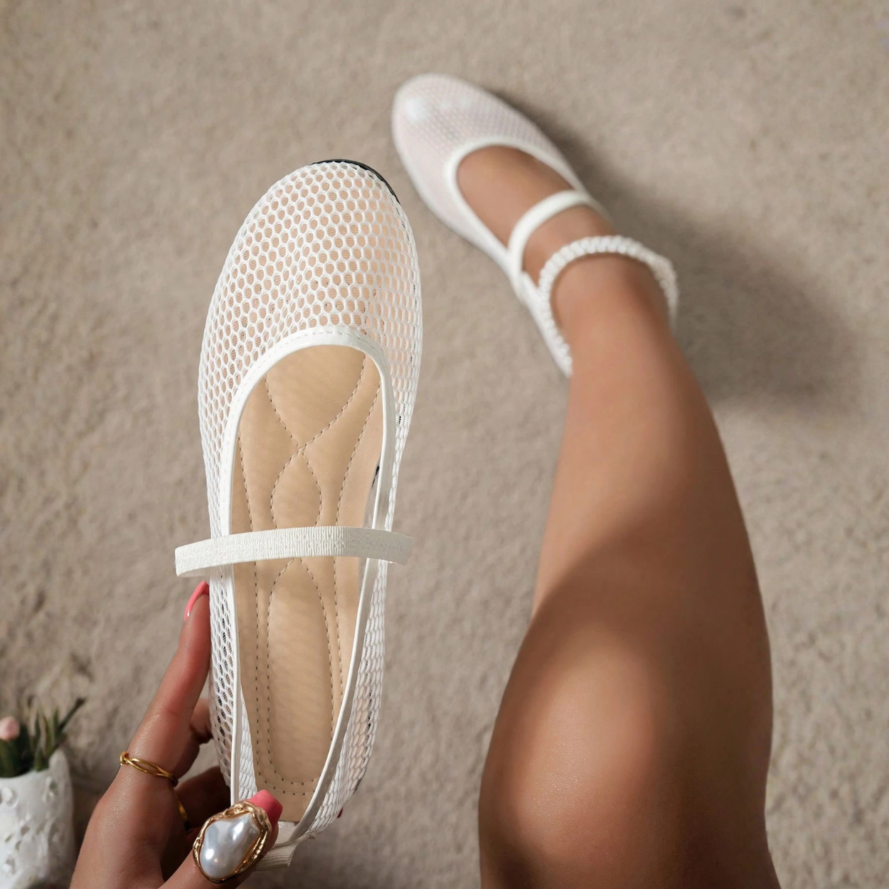 Lightweight Hollow Ballet Flats With Mesh Design For Women in Black - Strap Detail