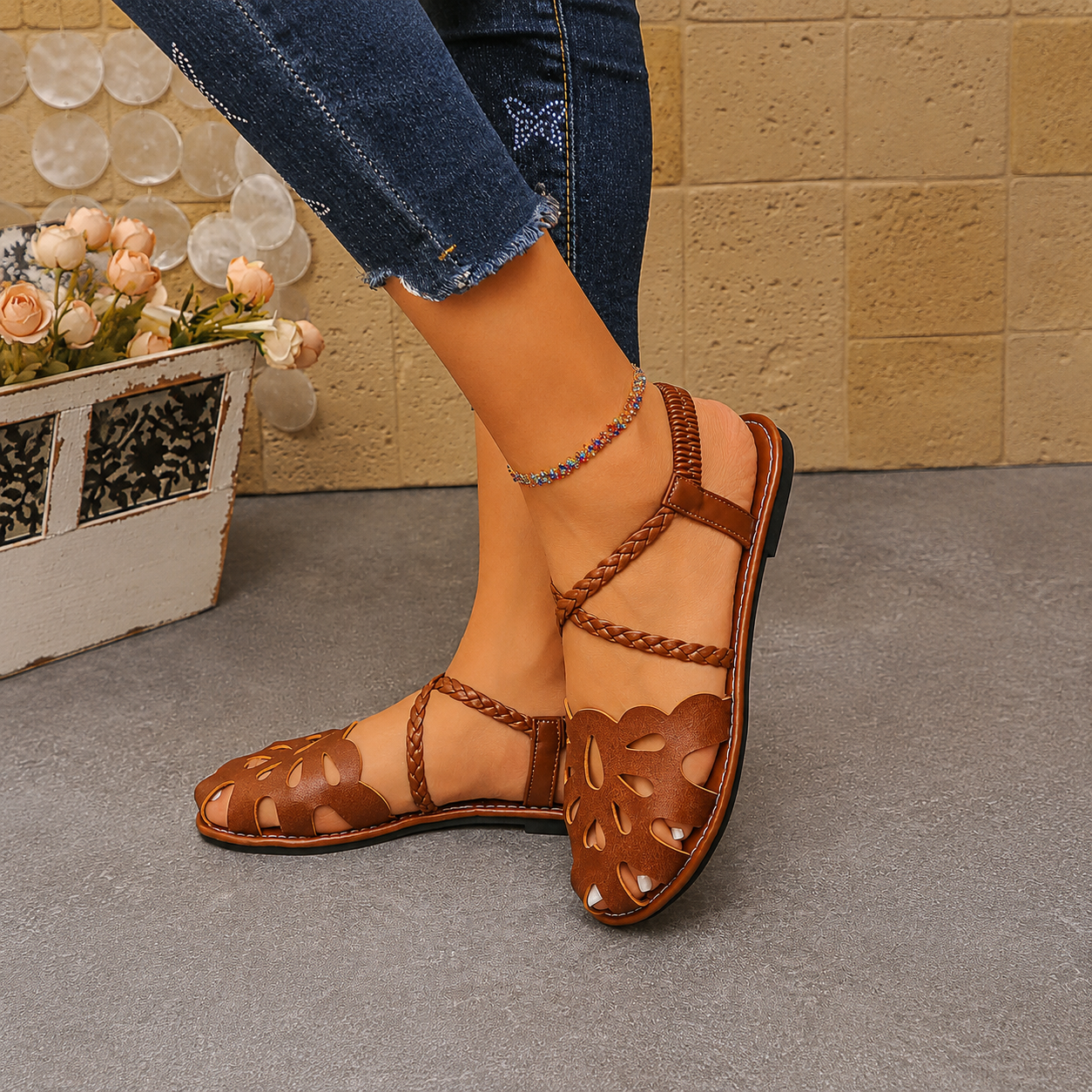 Floral Cutout Braided Strap Casual Flat Sandals