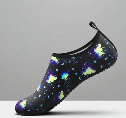 Quick Dry Aqua Socks For Men And Women