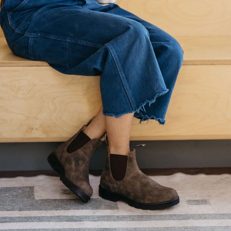 Vintage Chelsea Boots - Comfy Platform Shoes