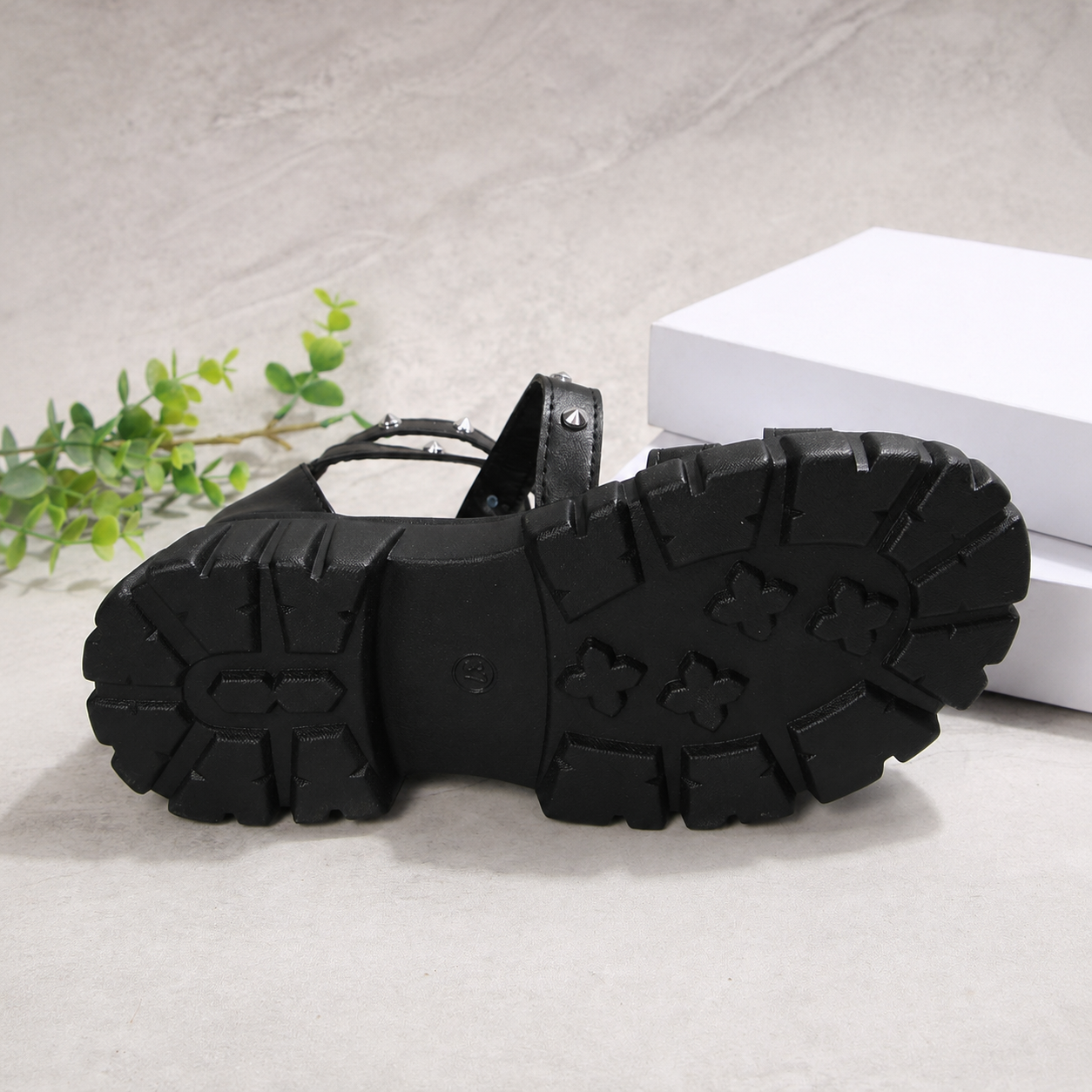 Chunky Platform Strap Sandals for Casual Everyday Wear for Women