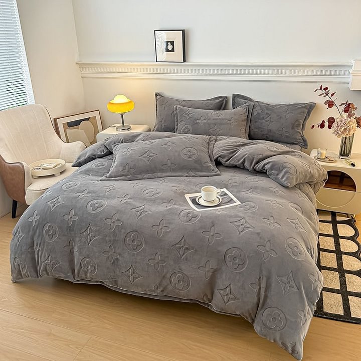 Soft Velvet Fitted Bed Sheet For Bedrooms