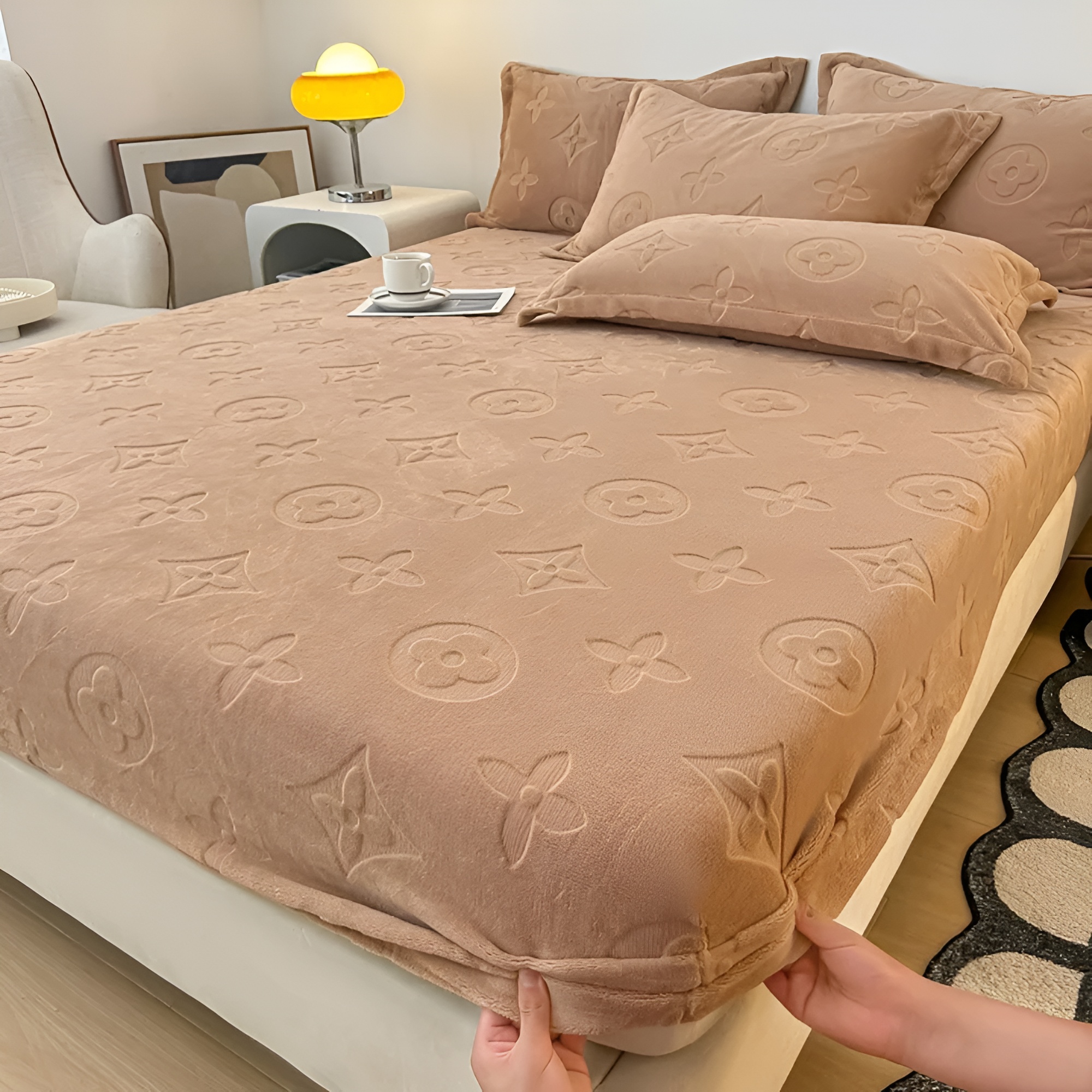 Soft Velvet Fitted Bed Sheet For Bedrooms