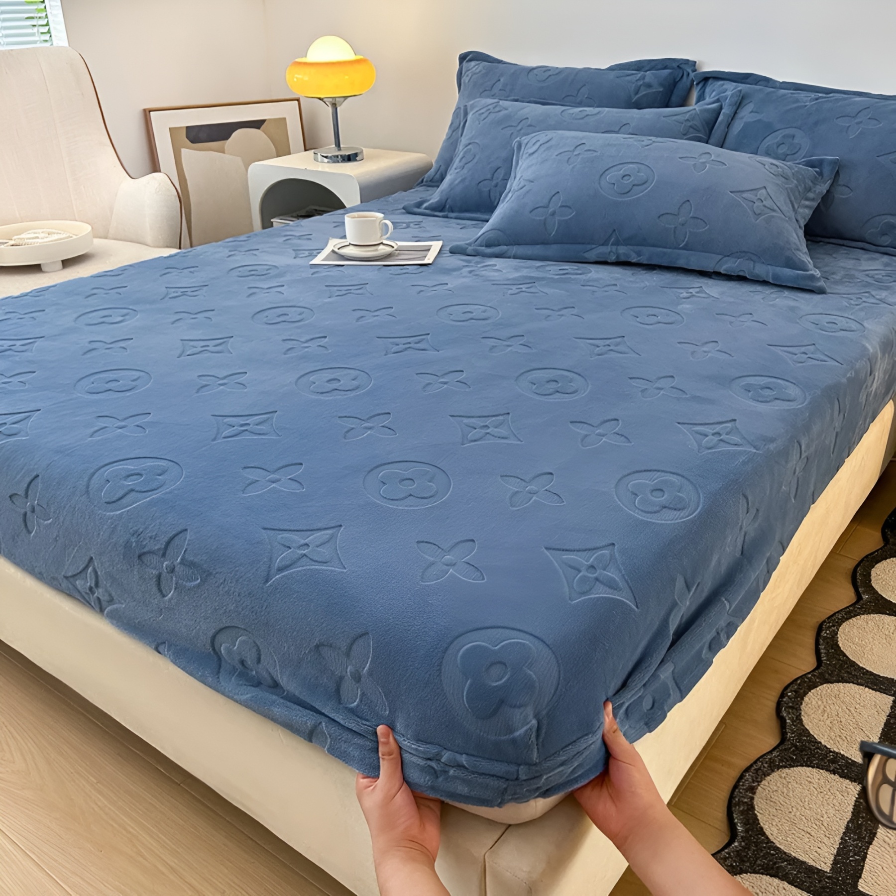 Soft Velvet Fitted Bed Sheet For Bedrooms