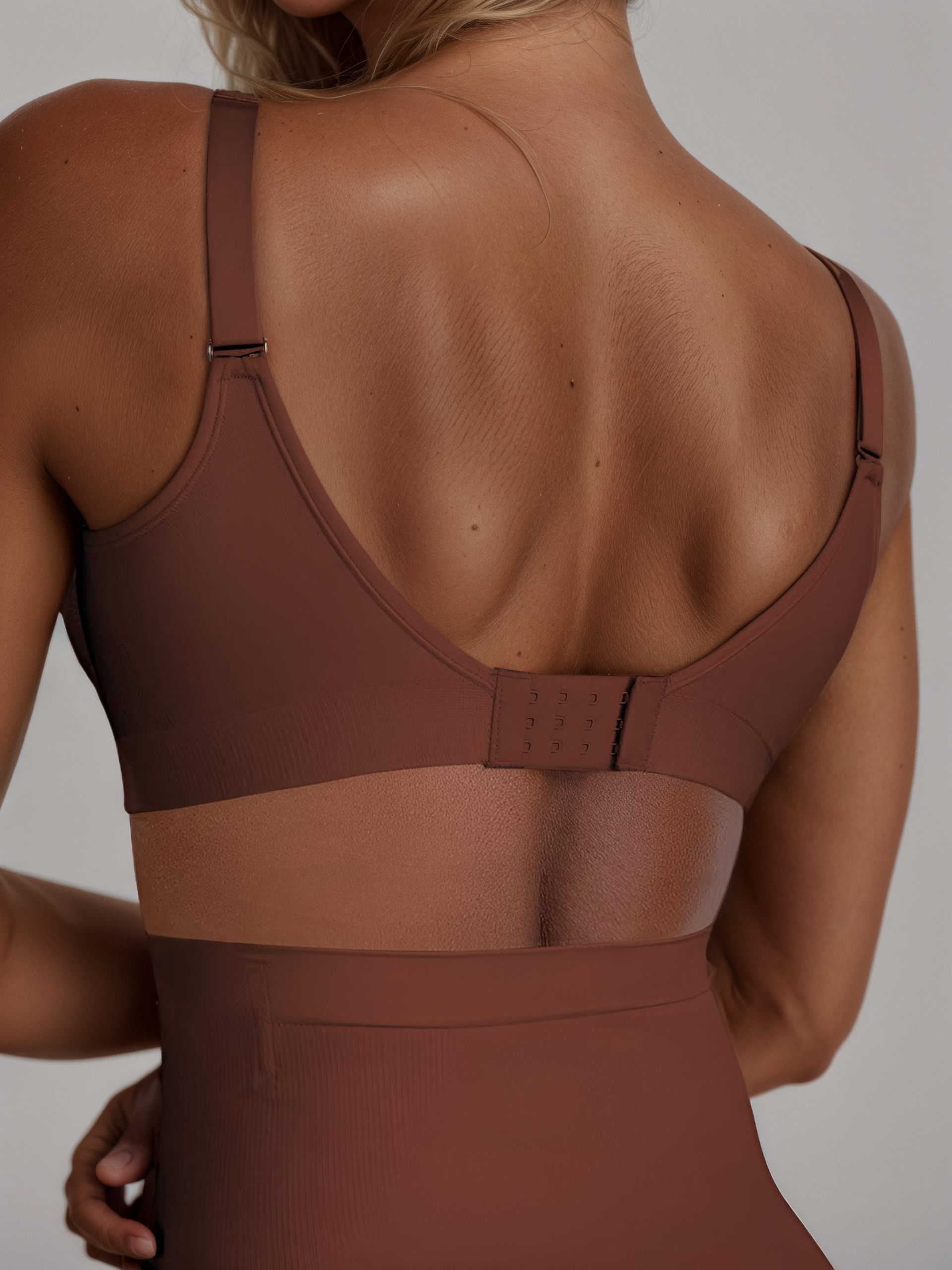 Essentials Wireless Contour Bra