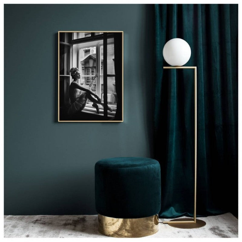 Nordic Scandinavia Interior Designs Love Print Girl - Canvas Wall Art Painting