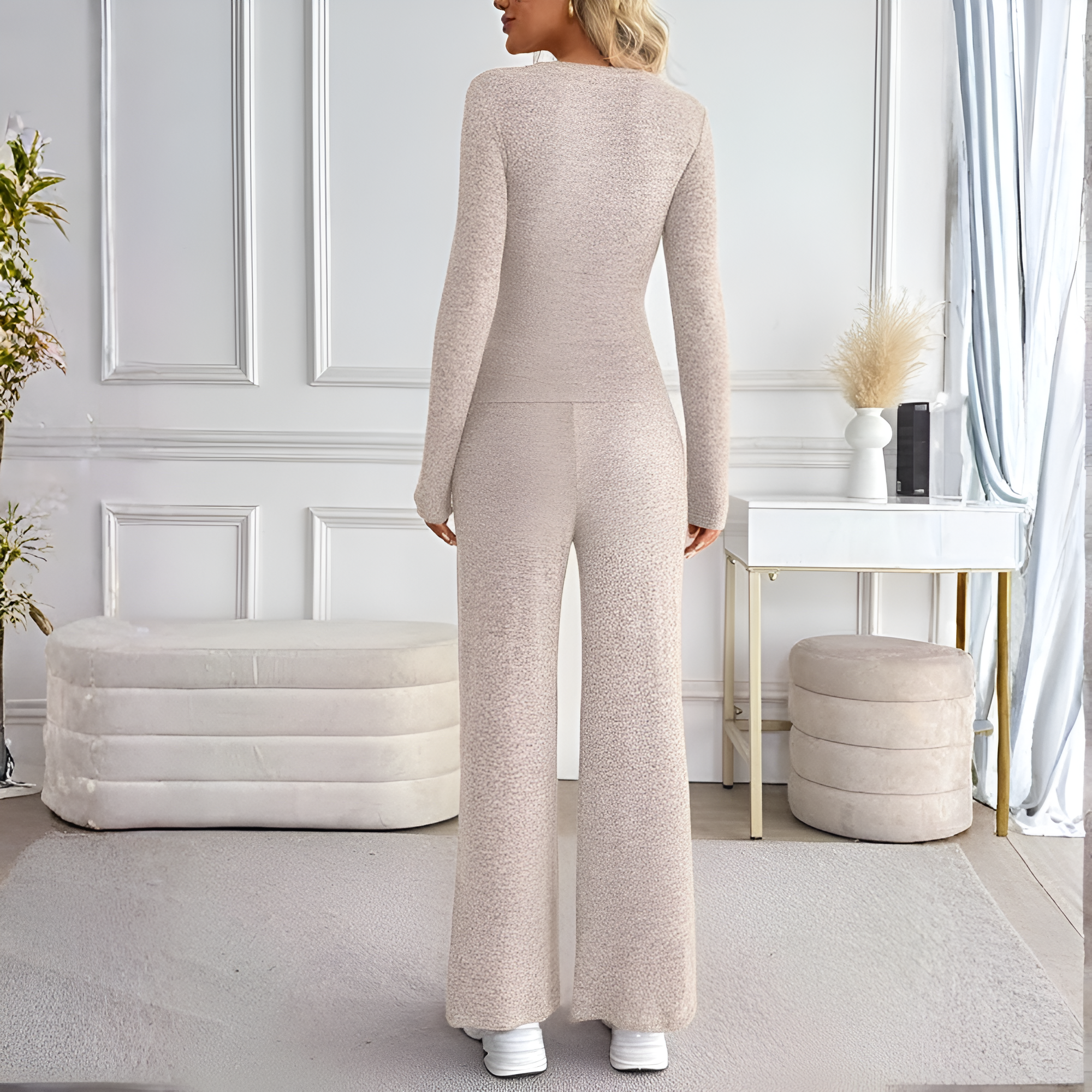 Two Piece Matching Knit Lounge Set For Travel And Vacation For Women