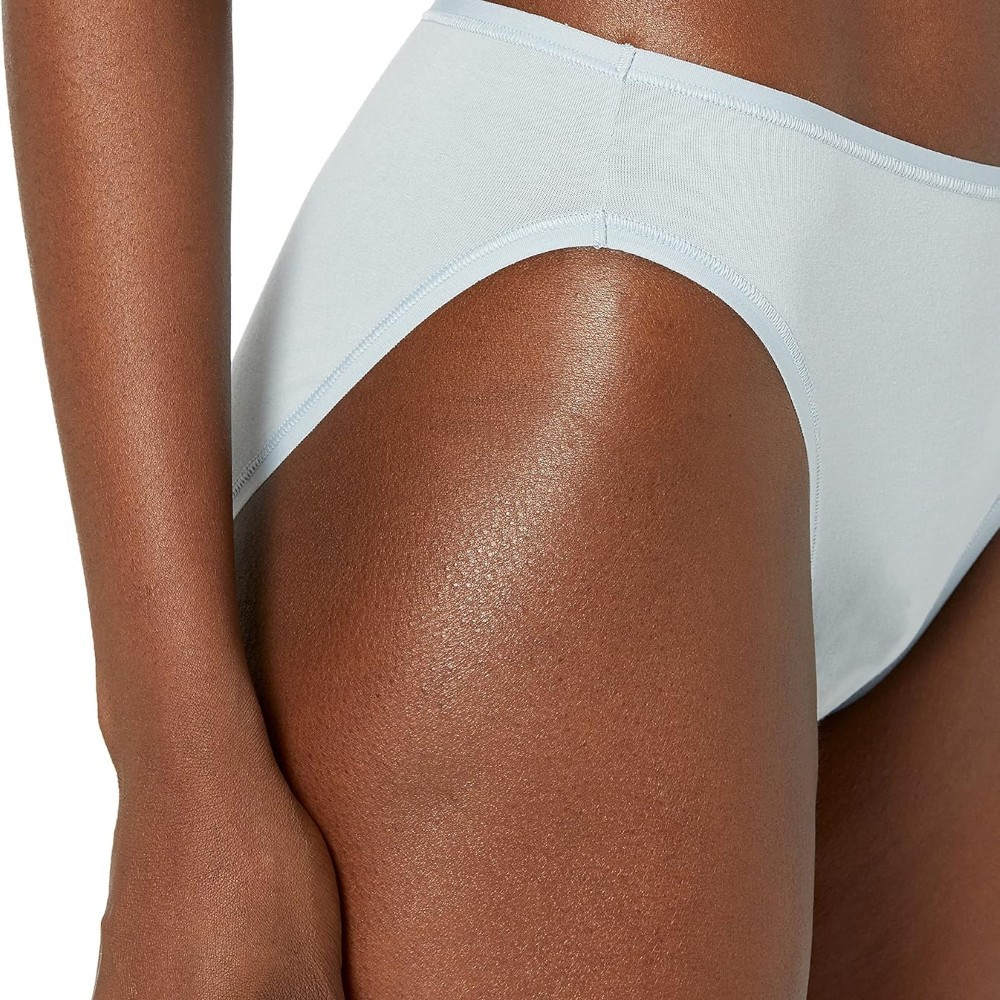 Pack Of 10 Cotton Briefs For Women With Soft Elastic And Classic Design