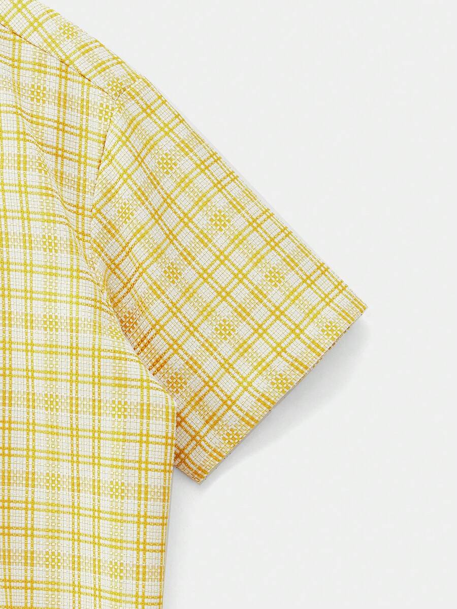 AXEPEAK Men's Casual Plaid Short Sleeve Shirt, Summer Yellow Plaid Shirt Boxy Cropped Men Shirts - Yellow - View 4