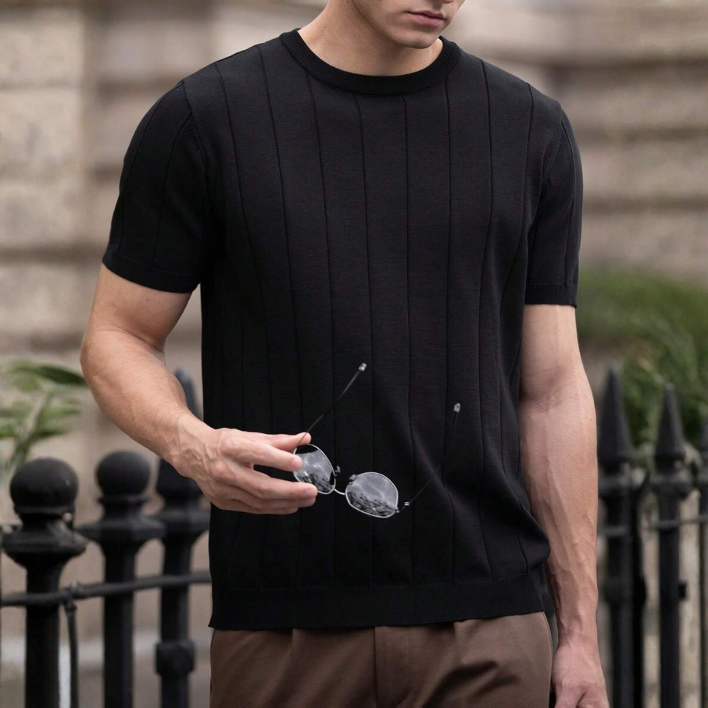 Short Sleeve Solid Knit Vertical Striped Top For Men
