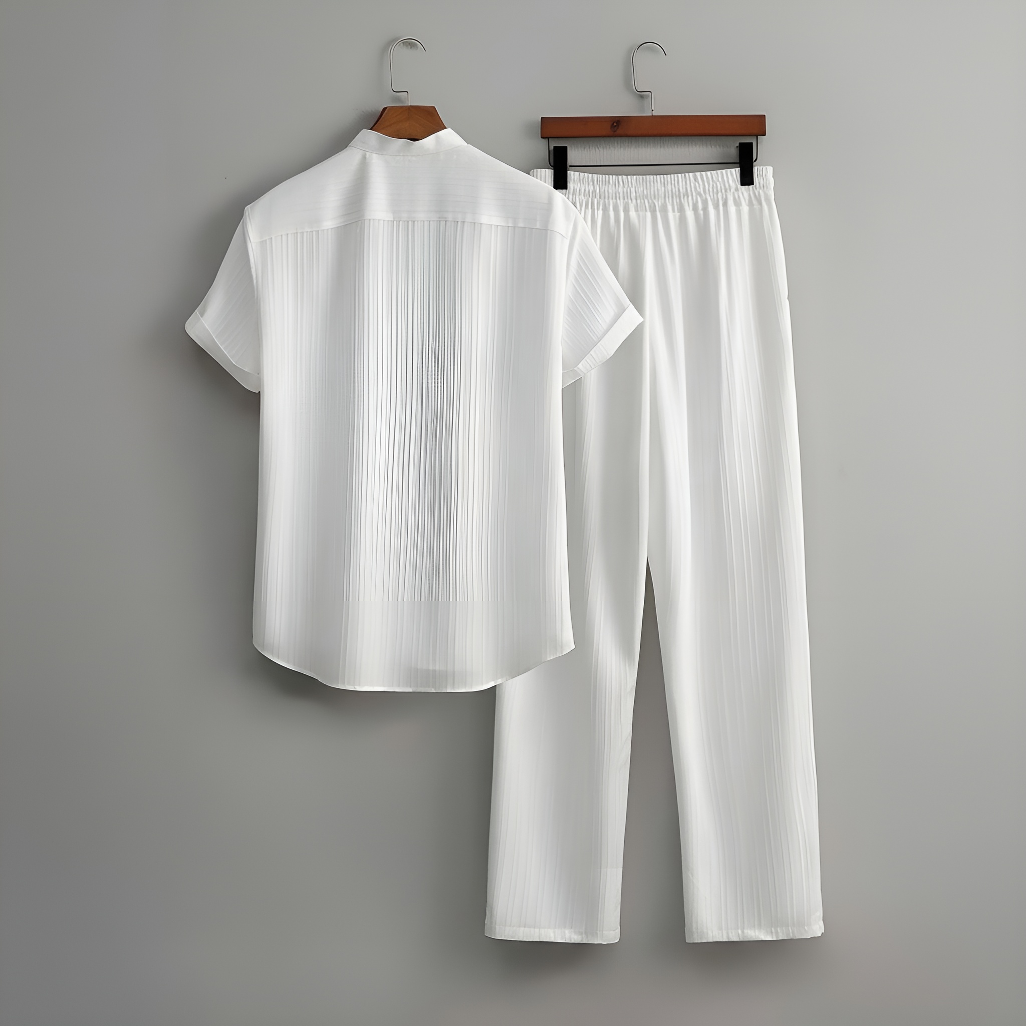 Short Sleeve Textured Shirt And Drawstring Pants Two Piece Set For Men