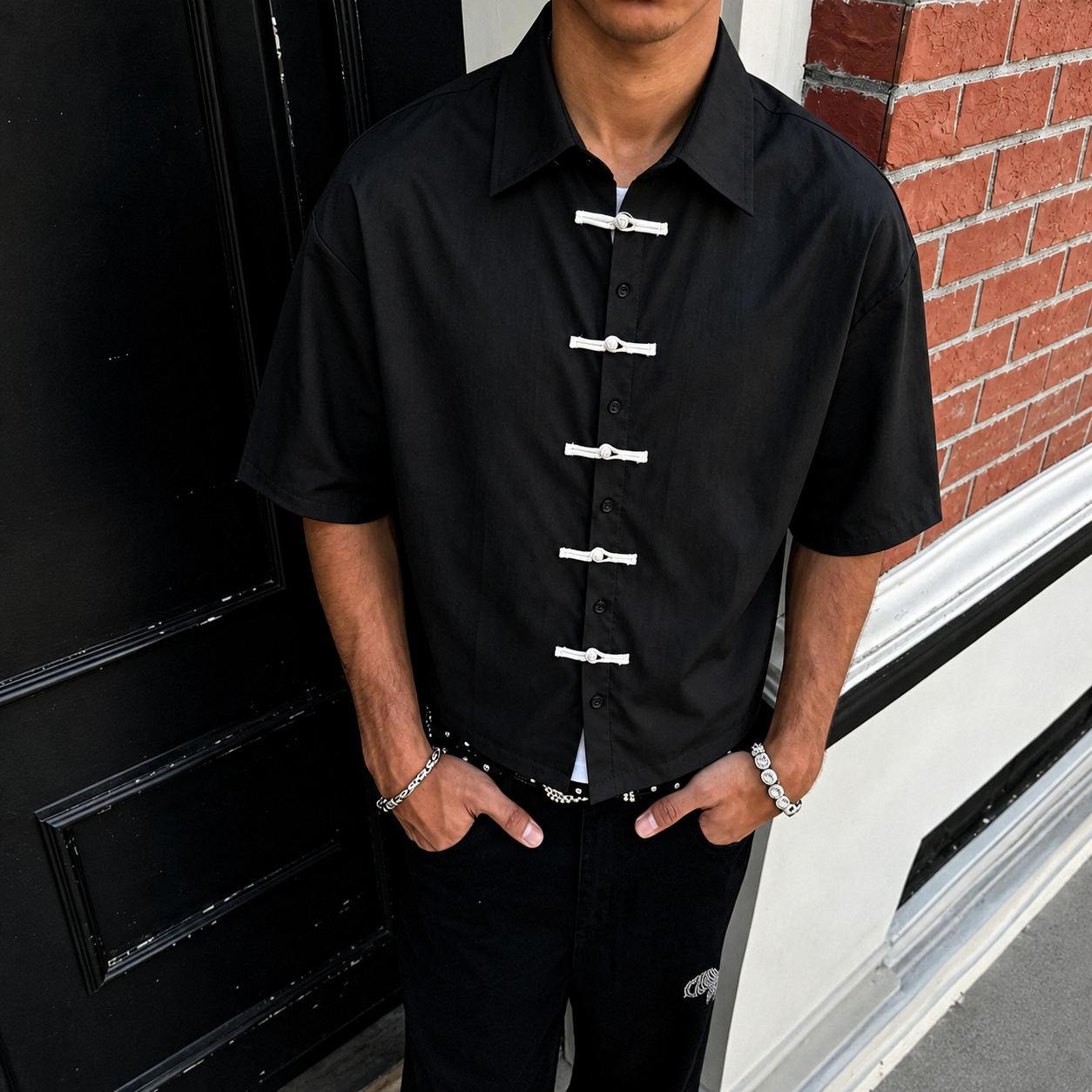 Box Fit Short Sleeve Collared Casual Shirt with Lightweight Fabric for Men