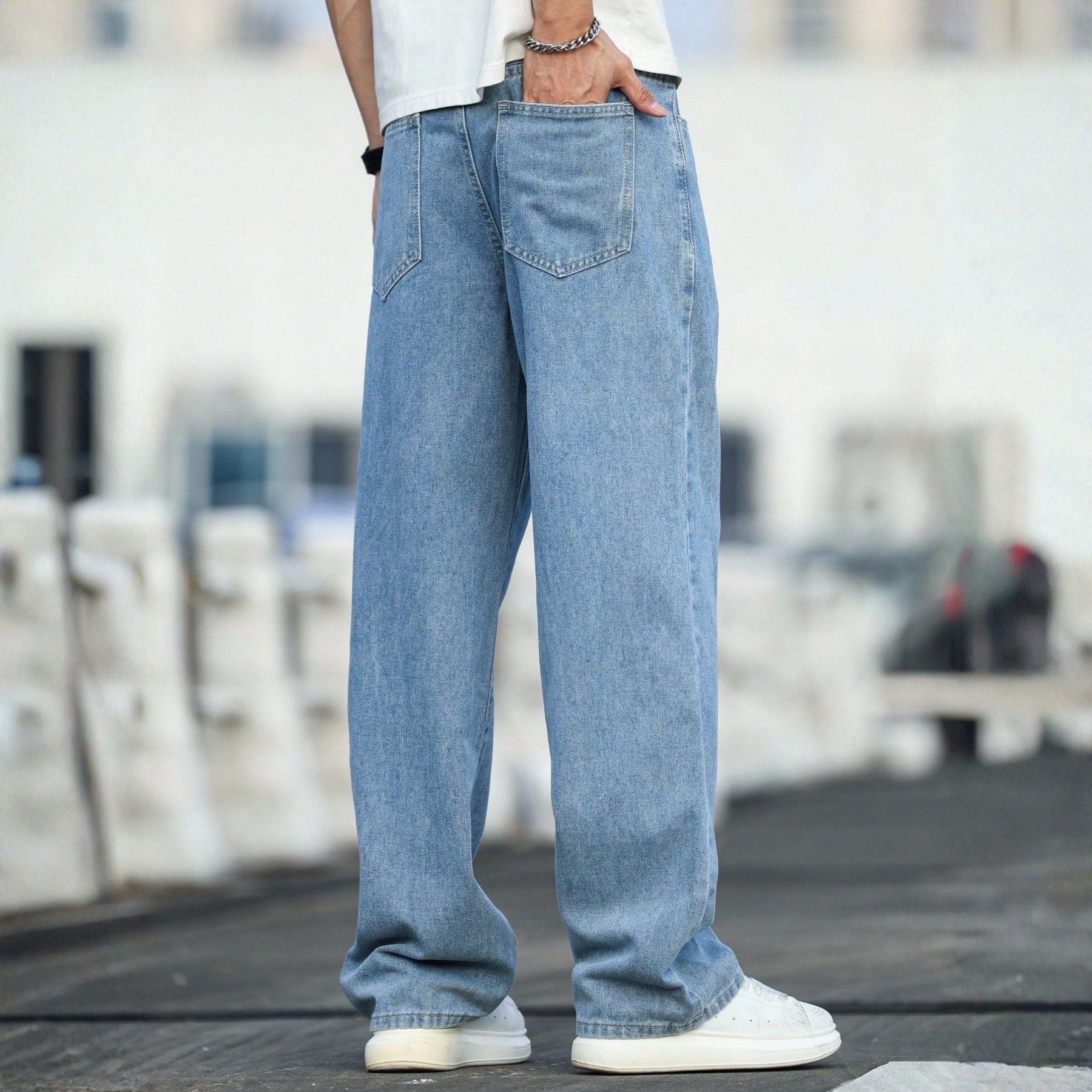 Loose Baggy Cotton Denim Jeans With Slant Pockets For Men