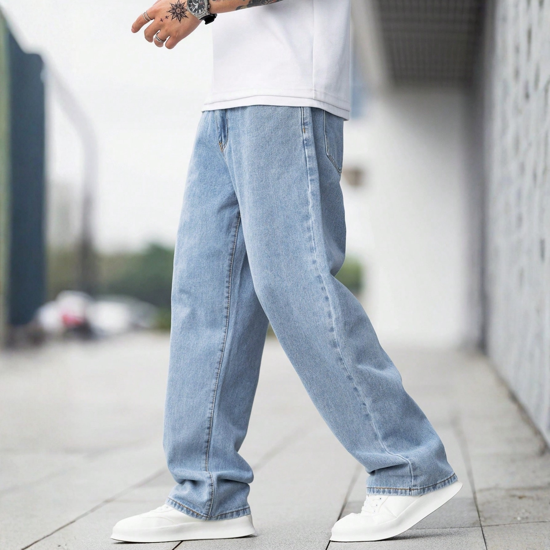 Loose Baggy Cotton Denim Jeans With Slant Pockets For Men