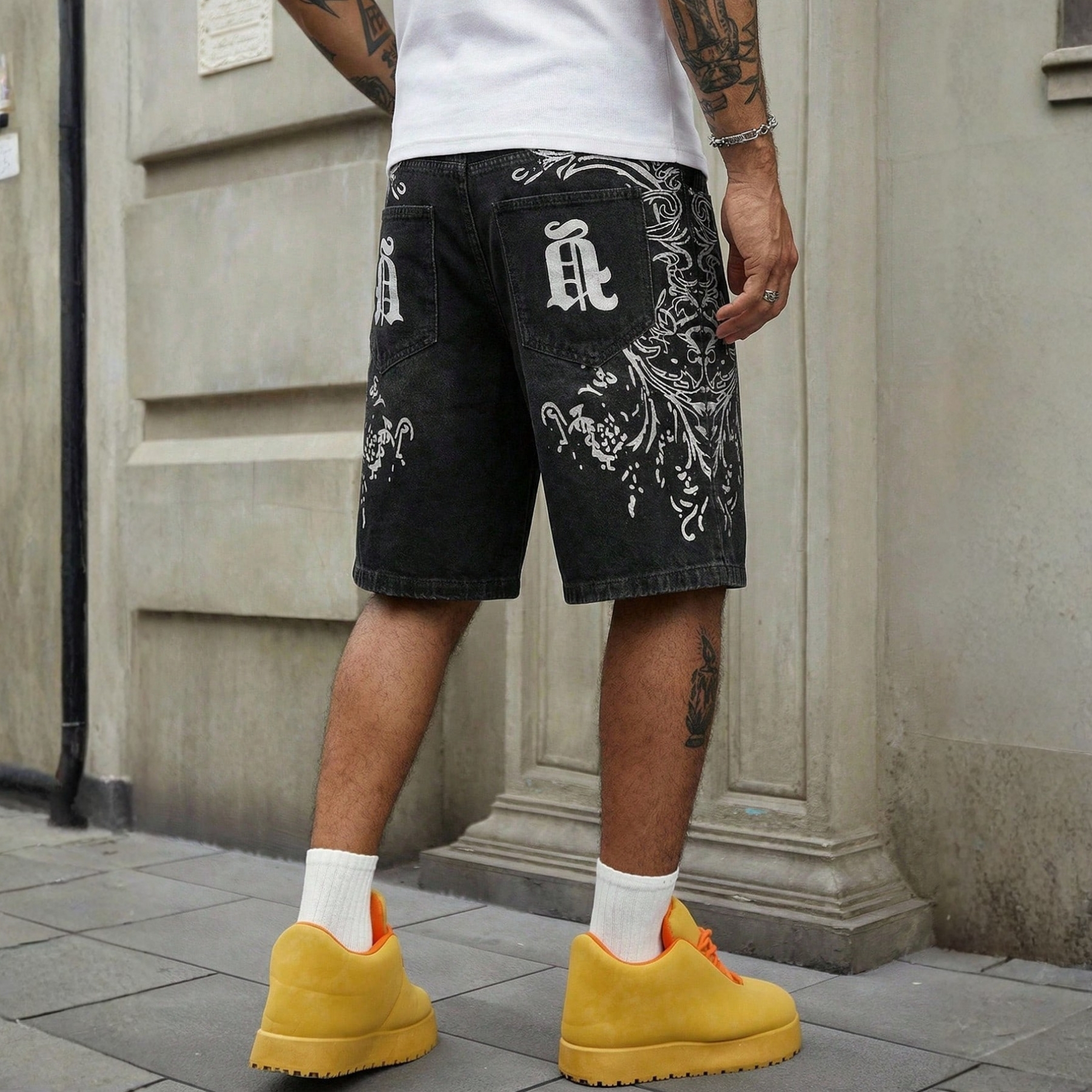 Rhinestone Denim Shorts With Raw Hem And Pockets For Men