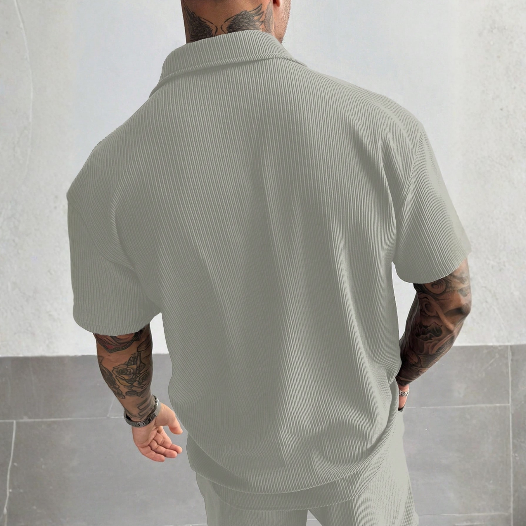 Vintage Men's Ribbed Knit Shirt