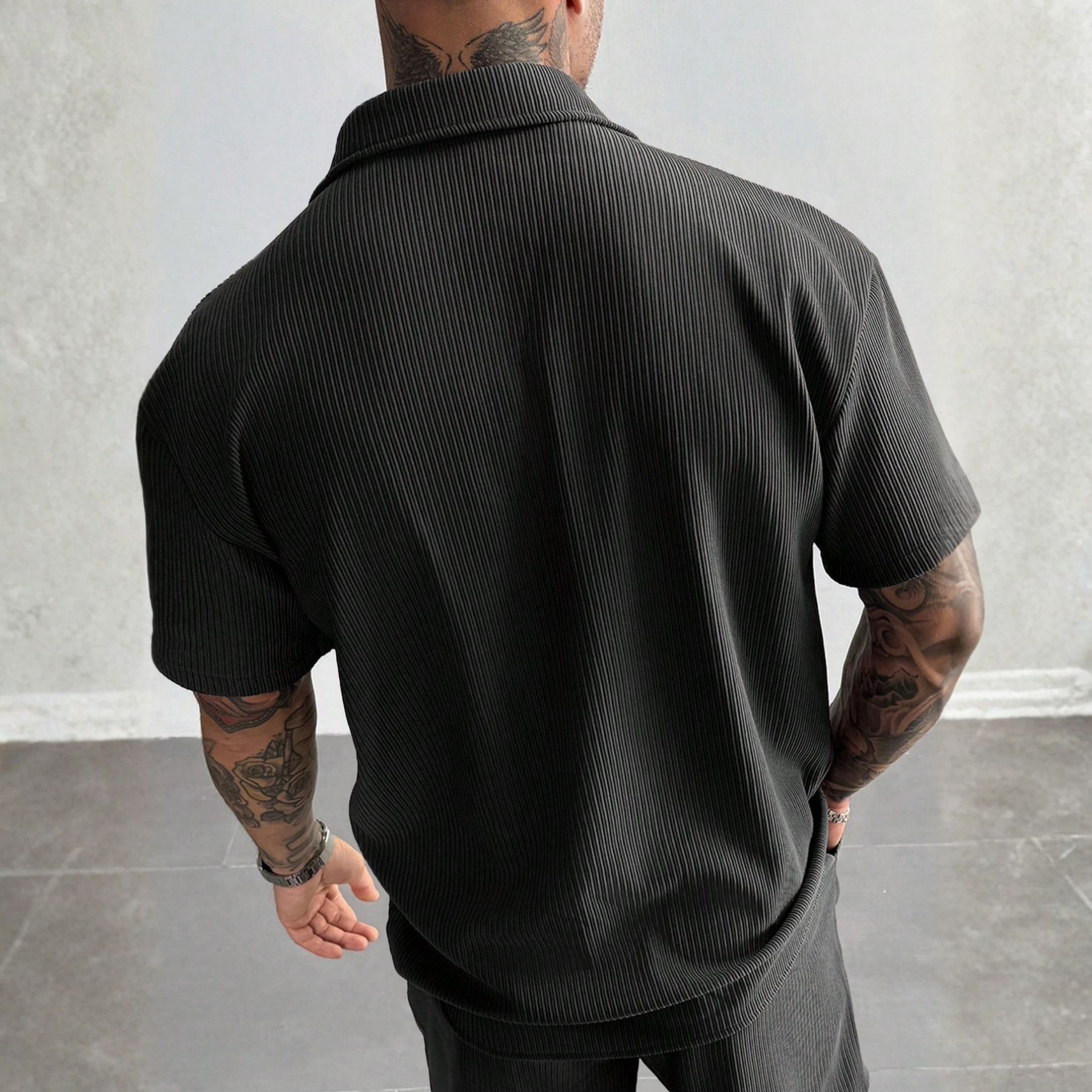 Vintage Men's Ribbed Knit Shirt