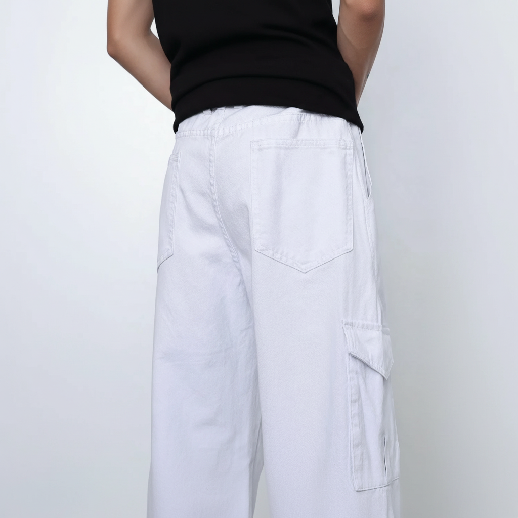 Simple Ripped Pocket Jeans Regular Fit Mid Rise For Men