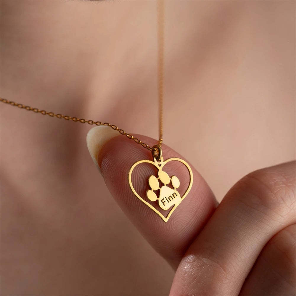 Custom Pet Name Pendant Necklace With Paw Print Design