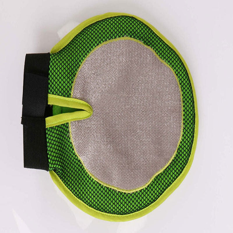 Professional Grooming Glove for Cats Effective Coat Care Shedding Control and Grooming Tool — detail close-up