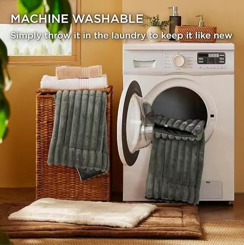 Pet Bed No Electricity Thermal Extra Warm Mat Indoor & Outdoor Non Slip Washable Noiseless Animal Warming Pad