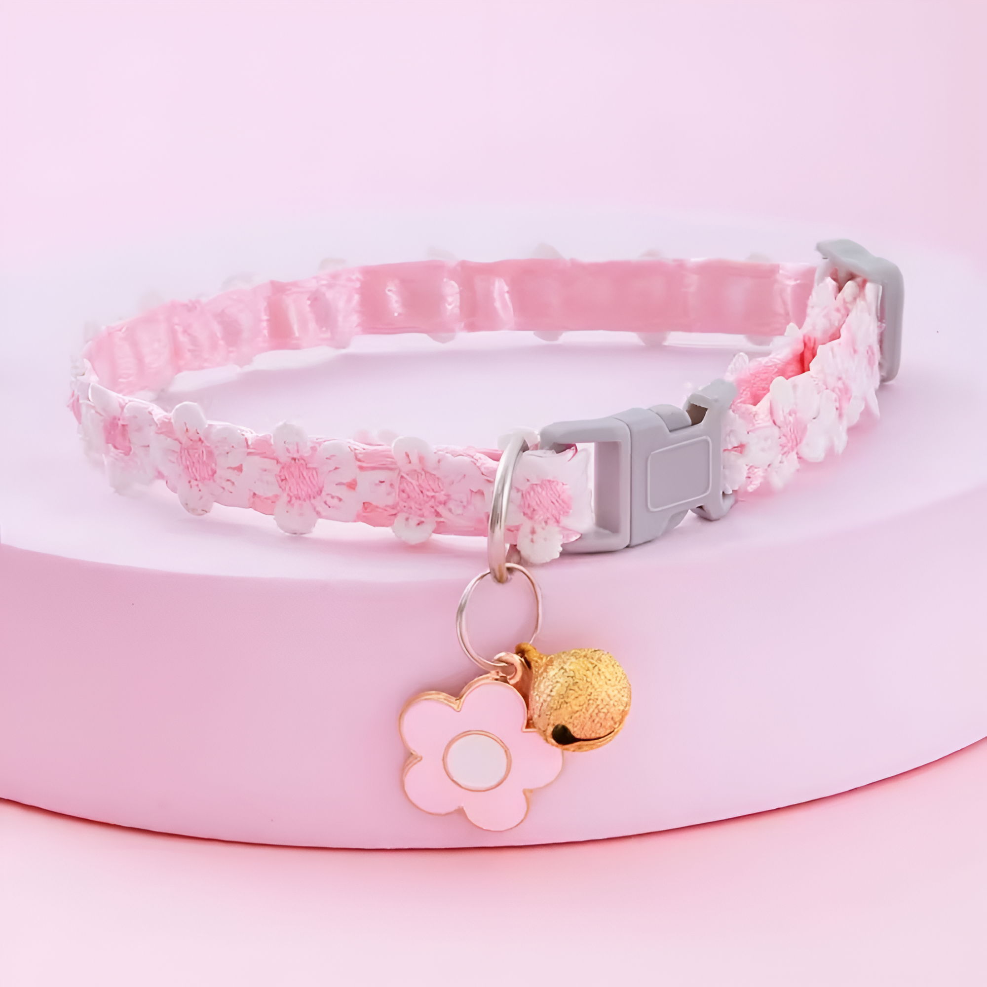 Adjustable Lace Collar With Pendant For PetAdjustable Lace Collar With Pendant For Pet - Image 6