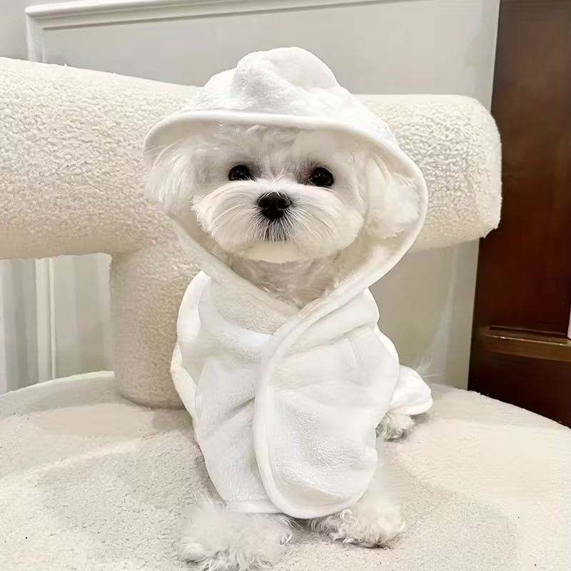 Soft Absorbent Quick Dry Pet Bath Towel Robe with ClosureSoft Quick Dry Pet Bath Towel Robe With Adjustable Closure - Image 7